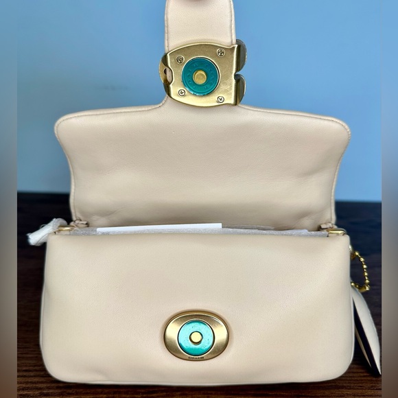 New Coach Pillow Tabby Shoulder Bag 18 in Ivory - Picture 9 of 12